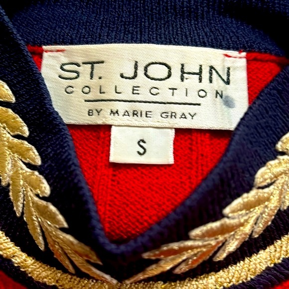 St. John Collection vintage red, navy and gold Santana knit sweater - Picture 7 of 7